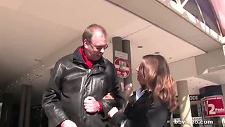Nette Deutsche MILF mit grossen Titten fickt einen Amateur