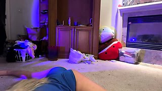 Hottest Amateur 19yo Blonde Teen going solo on Webcam