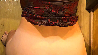 Mature Amateur MILF Squirting on Huge Dildo Doggystyle