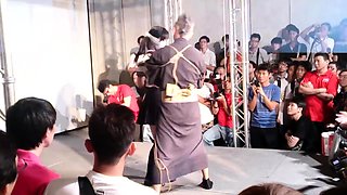 Chinese shibari show