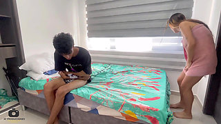 PUT IT ON ALL FOURS I WANT TO FEEL THAT HUGE COCK IN MY RICH ASS