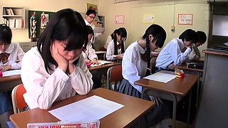 Young amateur web cam teen couple having sex POV style