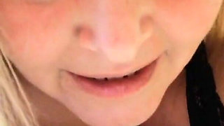 Juicy Amateur Housewife Kitty Plays Solo & Stuffs Her Pussy with Her Dildo in Both Holes