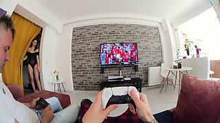 Play One Game in Threesome with Christal Hot