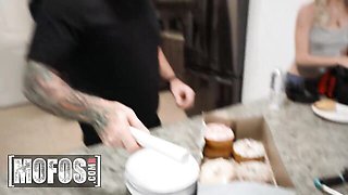 Bouncy Johnny Love and Luna Luxe at pornhub action