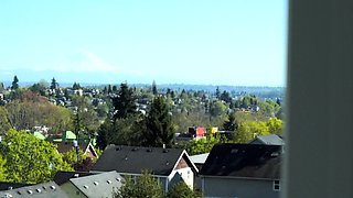 Amateur asian enjoys hardcore fuck in france