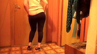 Twerking my 43 year old ass sub fucked for the first time on camera
