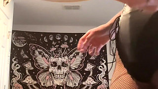 73 Giantess Cooks in Tiny Kitchen