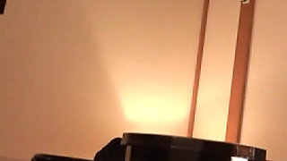 Active Magazine Busty Gal Model Personal Shooting Video Done in Secret in the Bath of an Inn