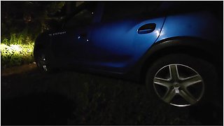 Thirty Year Old Virgin Goes To The Swinger Parking Lot And Fucks The Beautiful Girl (occhiale Matto