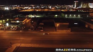 Brazzers - muddy masseur - lubricating a whore gig starring ale