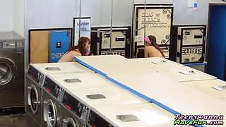 Teenagers publicly facialized