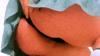 Big boob brunette masturbates on webcam