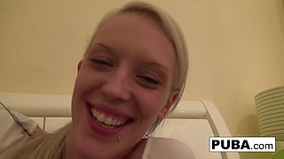 Gorgeous Goldie Loxxx Enjoys Taking Care of Bruce's Large Cock