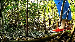 Carefully Watched My Surroundings Before I Finally Peed