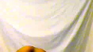 Slim Ebony Amateur Dances Naked on Webcam