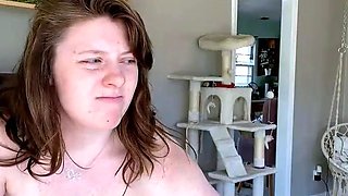 Close up amateur masturbating solo