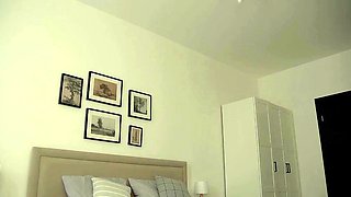 Fingering teasing my clit