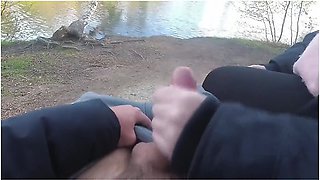 Risky Public Handjob With Cumshot At Lake