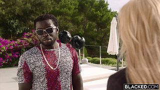 Blacked Estate Agent Lexi Belle Cant Resist BBC