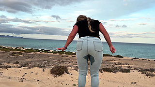 Stuck in the Sand - I Wet My Jeans While Trapped