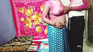 Horny Desi Bhabhi Fucks Brother-In-Law After Husband Leaves On Holi