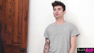 Engaging Dolly Paige's blowjob clip