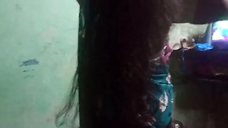 Desi Housewife Priyanka314 in Saree Cheating on Husband - Long Hair Indian Aunty Hardcore