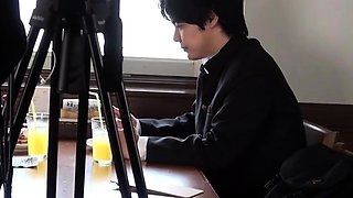 Amateur asian enjoys hardcore fuck in france