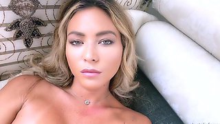 Flashing amateur babe Fae Corbin public masturbate