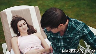 Pulchritudinous Lina Luxa's masturbating dirt