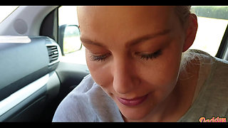 Turbo Cumshot in the Car