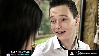 Horny Stepson Fucks Divorced Stepmom - Big Tits Granny Nikki Nuttz Deep Throat & Doggystyle