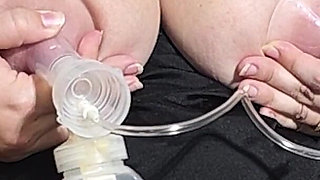 Breast Pumping 32 H Tits