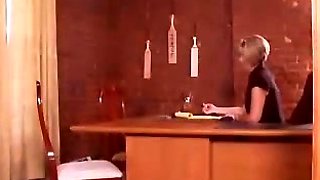 French Kissing Amateur Teen Lesbians