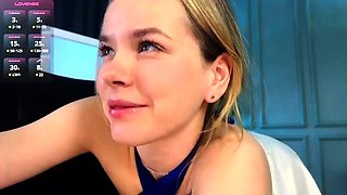 Naked Blonde Teen Girl Pussy Masturbation On Webcam