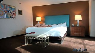 Amateur blond web cam girl