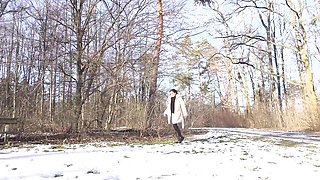 Watch mystery Alexa Throat's video