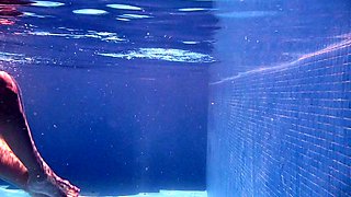 Reality european amateur sucks cock for cash outdoors