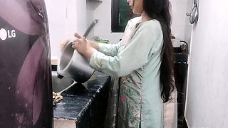 Horny Indian Housewife Homemade Sex Scandal