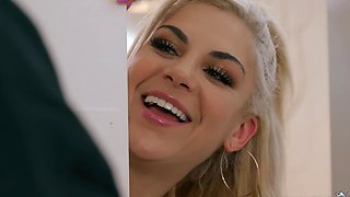 Horny lesbian sex with MILF Bonnie Rotten