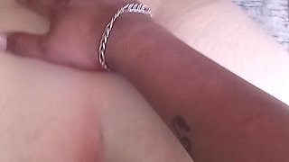 My Boss Didn't Give Me a Bonus, That's Why I Fuck His Wife at His House