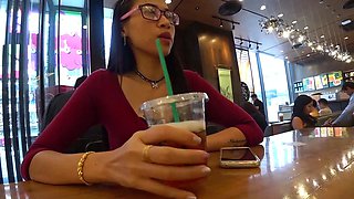 Sexy Thai MILF amateur fuck on video