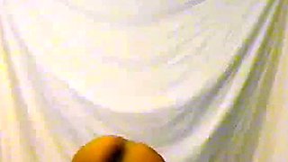 Slim Ebony Amateur Dances Naked on Webcam