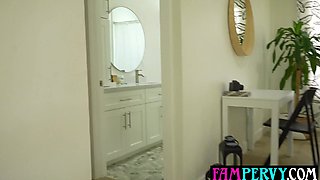 Teenager promised taboo hookup to her stepdaddy