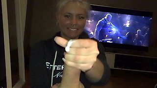 Close up MiLF getting it in the ass