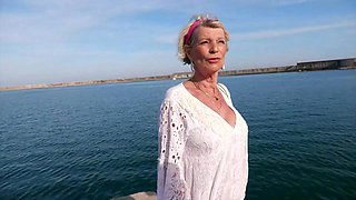 The naughty encounter of Venus, 27, with the seductive Grey… - Jacquie et Michel TV