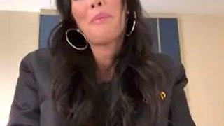 Omege japanese girl with big boobs on cams