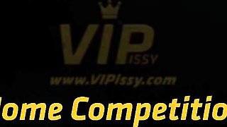 Extraordinary Foxy and Teressa's squirt action