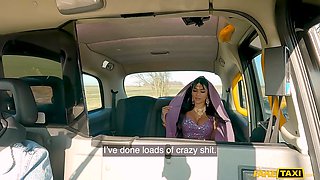 Tempting Yasmina Khan mind-blowing sex scene